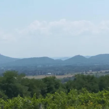 Casa Beata Σπίτι διακοπών Lesencetomaj