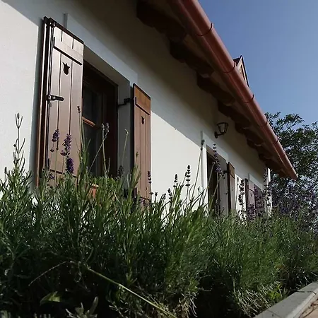 Casa Beata * Lesencetomaj