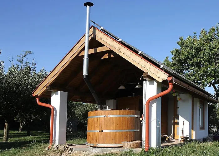 Casa Beata Lesencetomaj